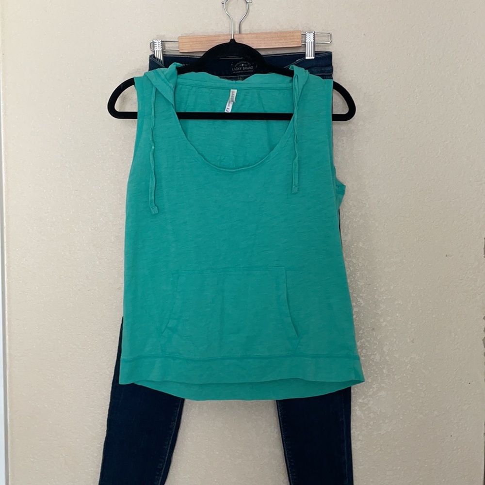 WOMENS HOODED TANK WITH POCKET AQUA SIZE XL - Picture 3 of 9